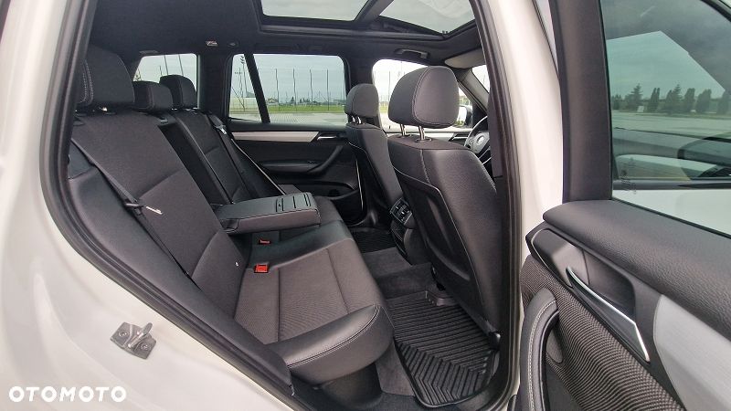 BMW X3 xDrive20d - 33