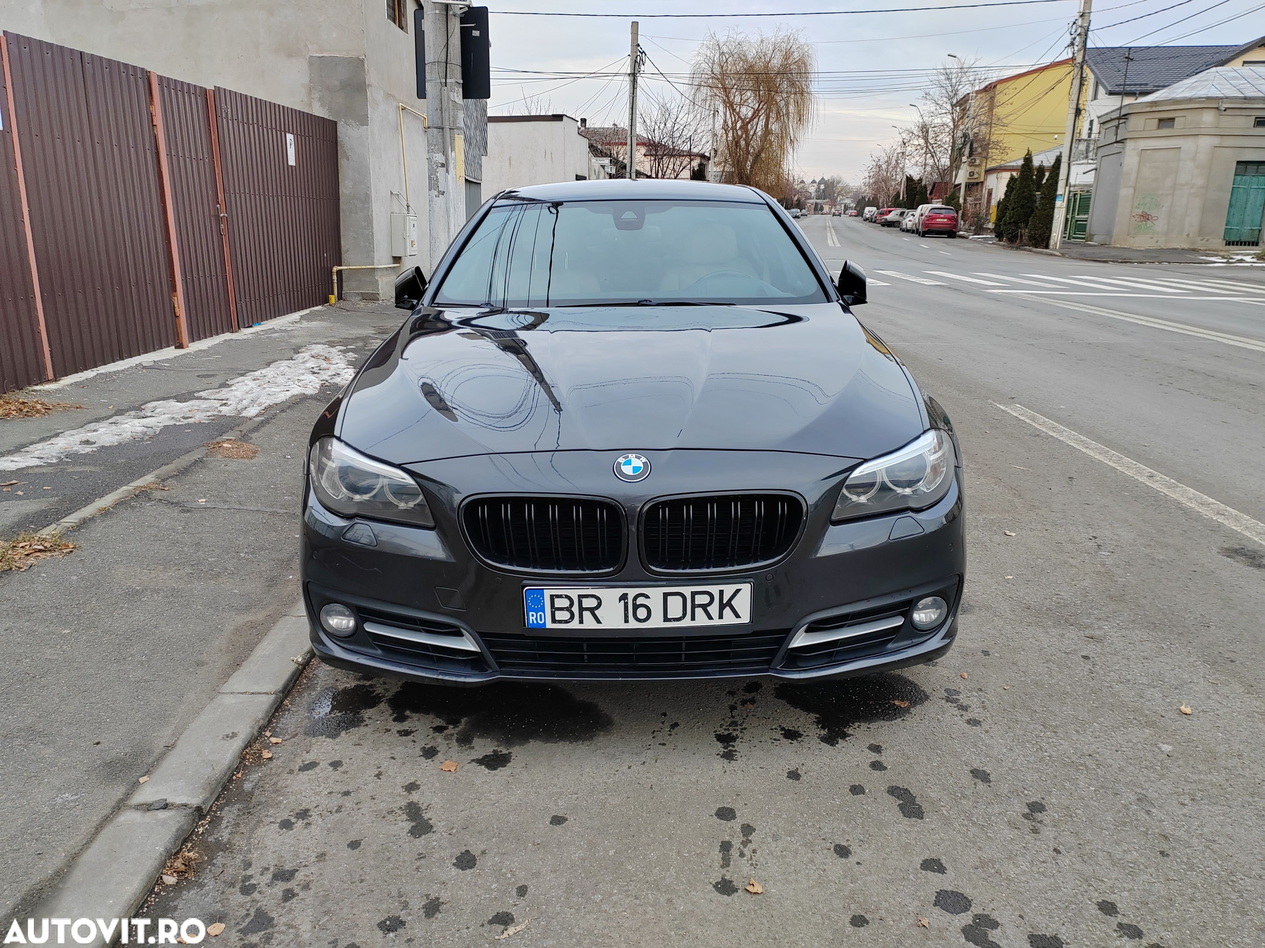 BMW Seria 5 525d xDrive AT - 1