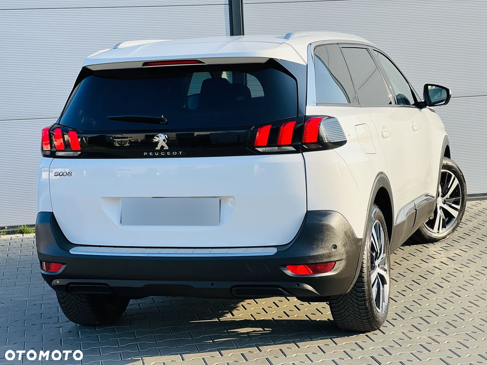 Peugeot 5008 BlueHDI 130 EAT8 Allure - 24