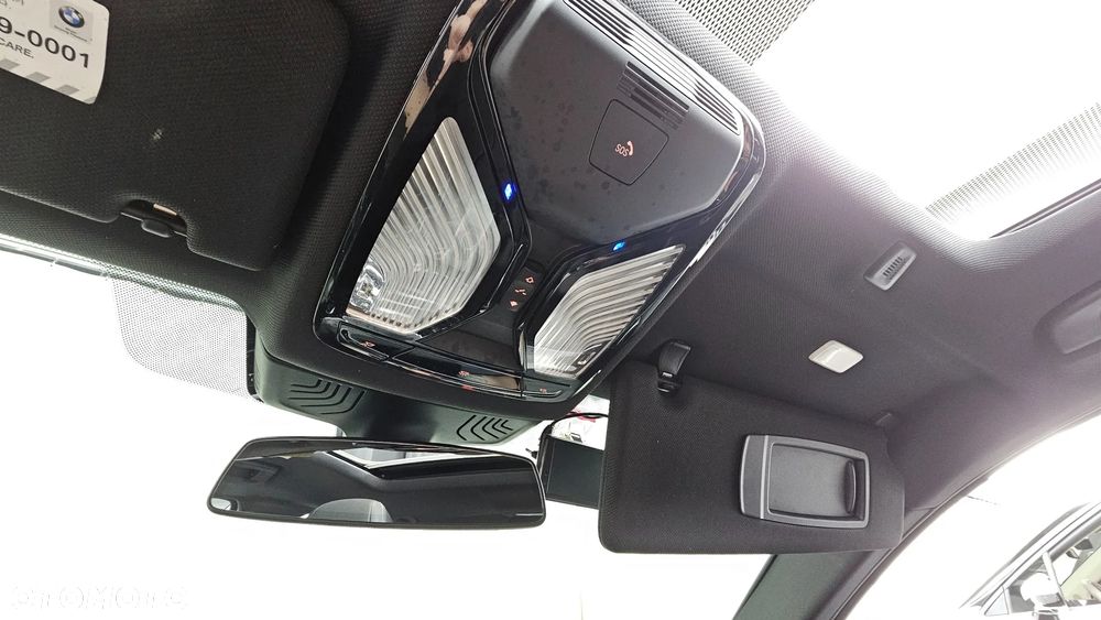BMW Seria 5 530i xDrive M Sport Edition - 15