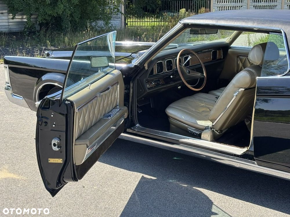 Lincoln Continental - 21
