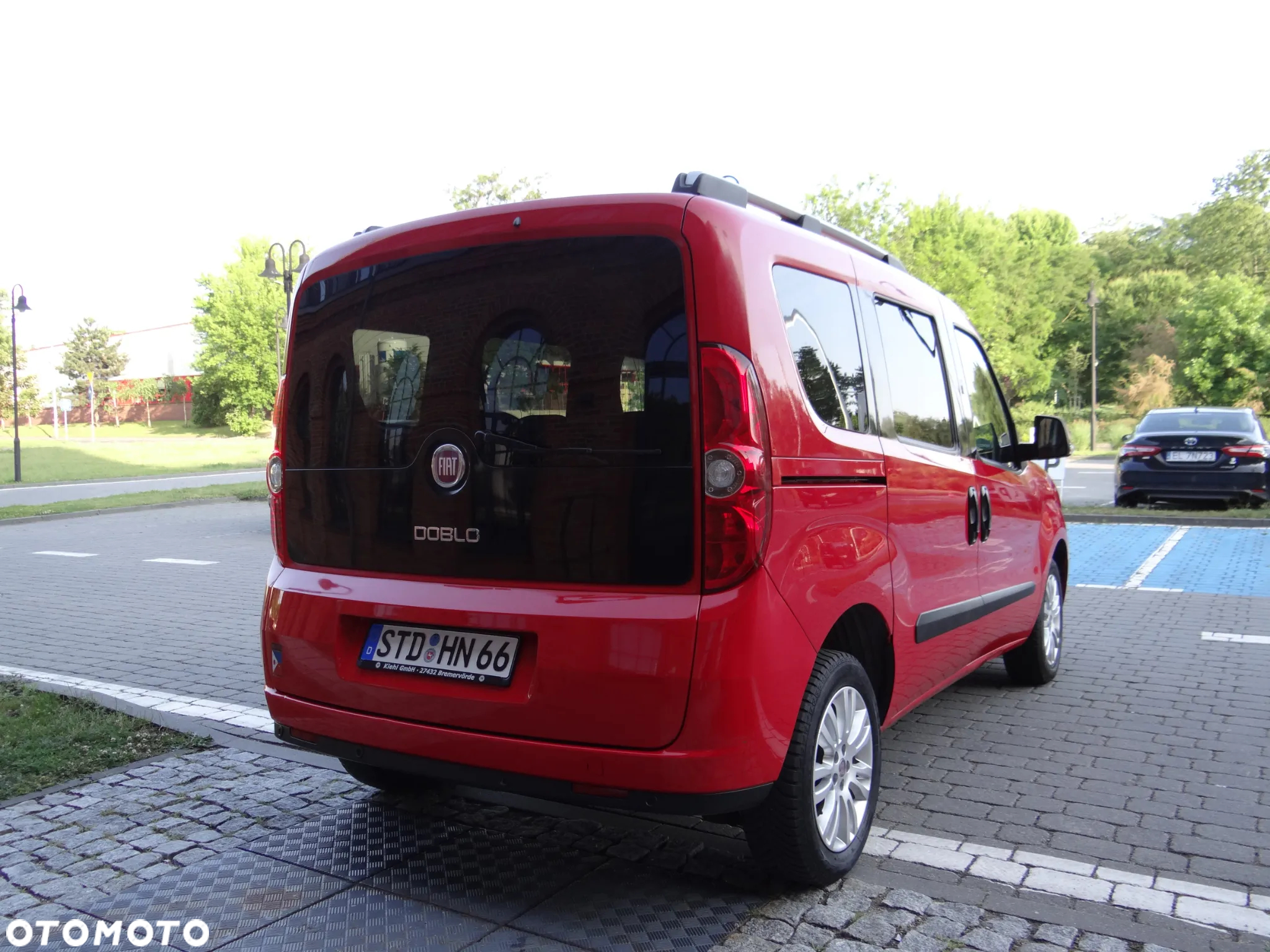 Fiat Doblo 1.4 16V Emotion - 7