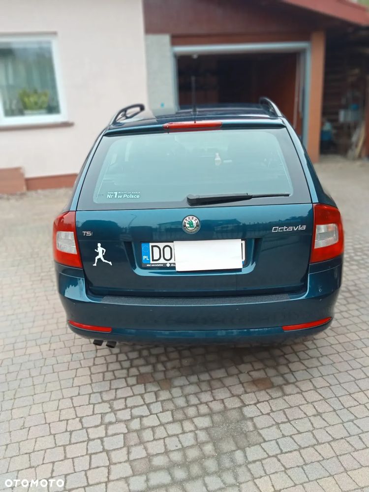 Skoda Octavia 1.4 TSI Ambition - 8