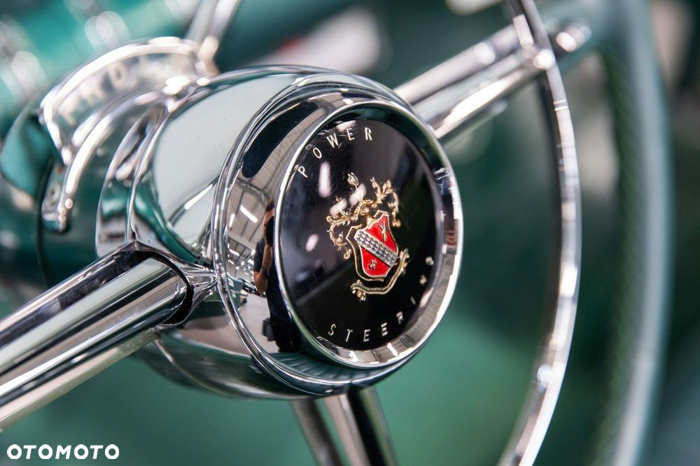 Buick Roadmaster - 37