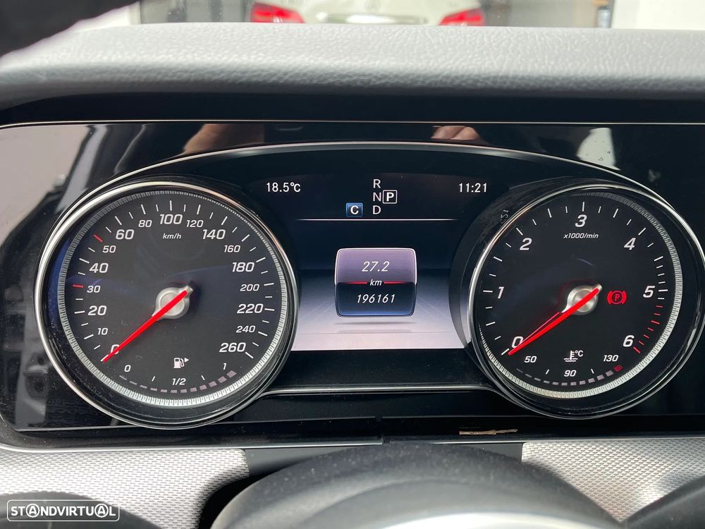 Mercedes-Benz E 220 d 4Matic 9G-TRONIC Avantgarde - 7