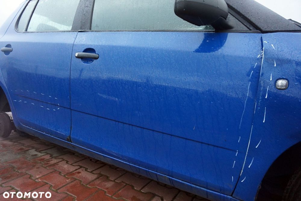 DRZWI PRZEDNIE PRAWE FABIA II 545 5D HB 4590  NIEBIESKI SKODA 2006-2010 - 3