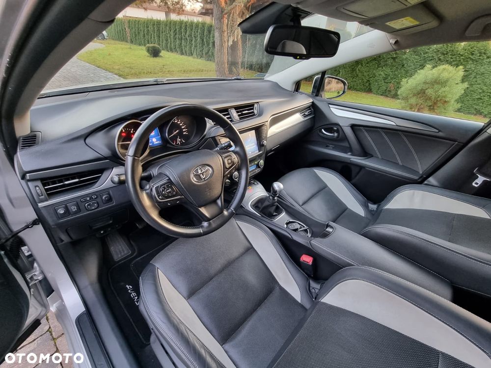Toyota Avensis 2.0 D-4D Premium - 16