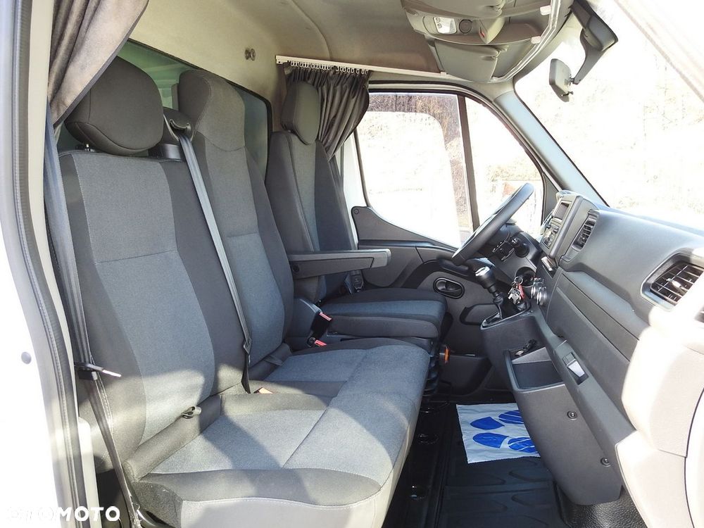 Renault MASTER  PLANDEKA 10 PALET WEBASTO TEMPOMAT LEDY PNEUMATYKA KLIMATYZACJA  165KM - 37