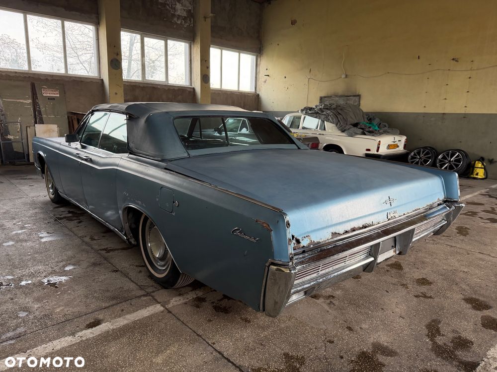 Lincoln Continental - 7
