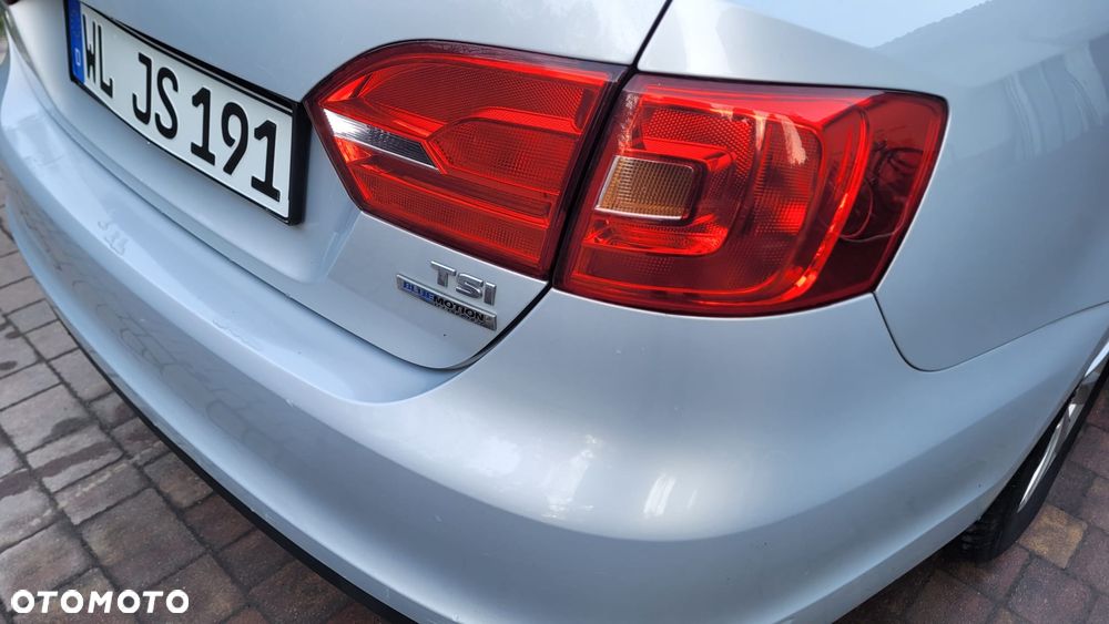 Volkswagen Jetta 1.2 TSI BlueMotion Technology Comfortline - 15