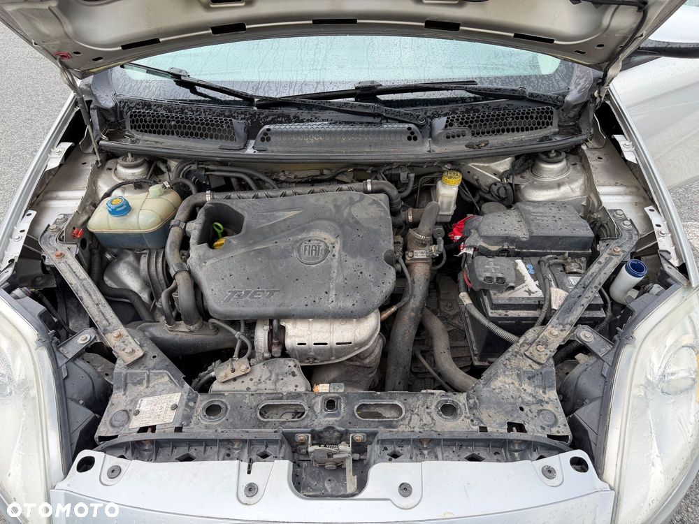 Fiat Bravo 1.4 T-JET 16V Dynamic - 26