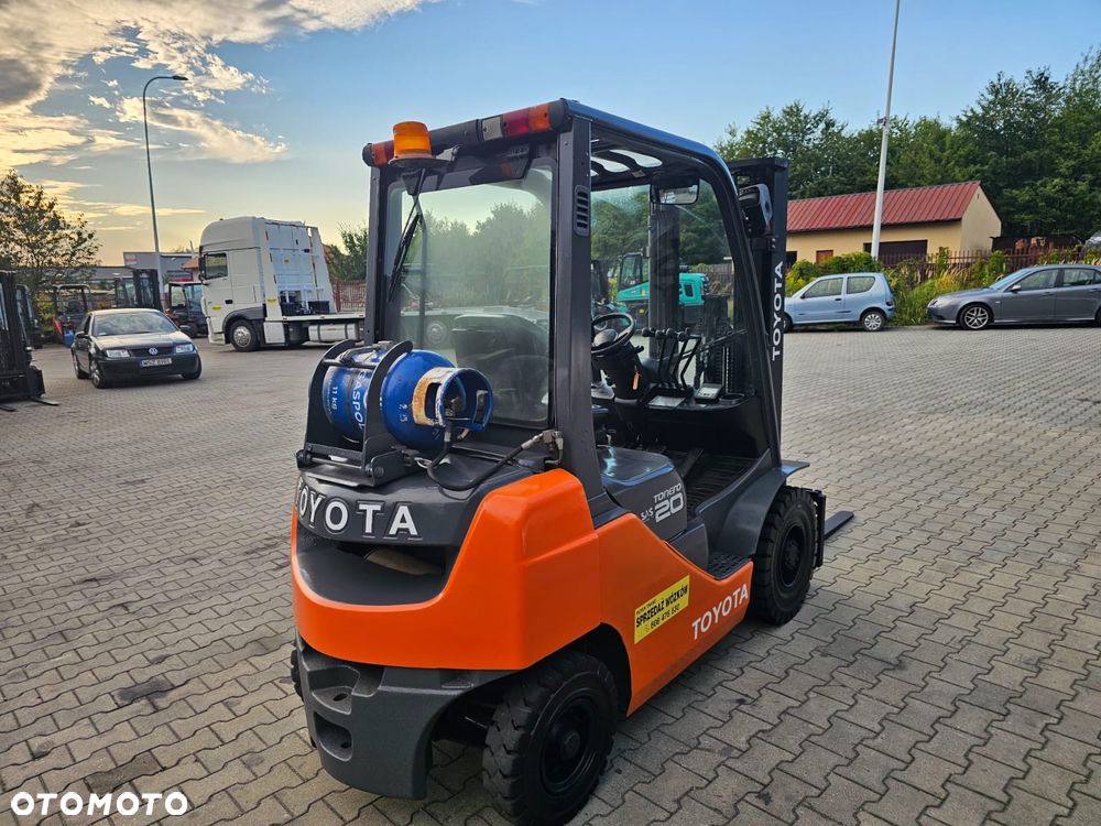 Toyota - 8