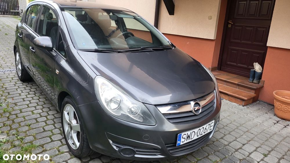 Opel Corsa 1.4 16V Cosmo - 1