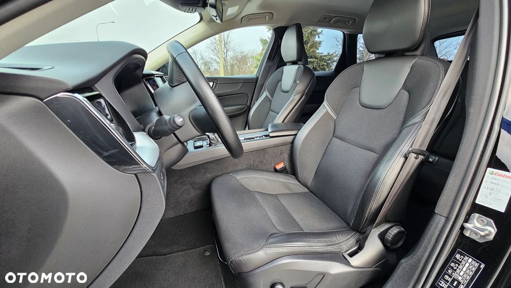 Volvo XC 60 D4 AWD Inscription - 32