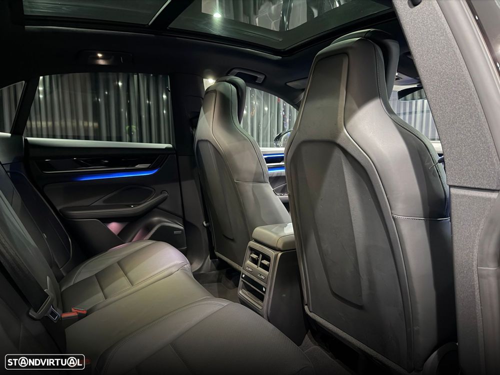 Porsche Macan Electric 4 - 47