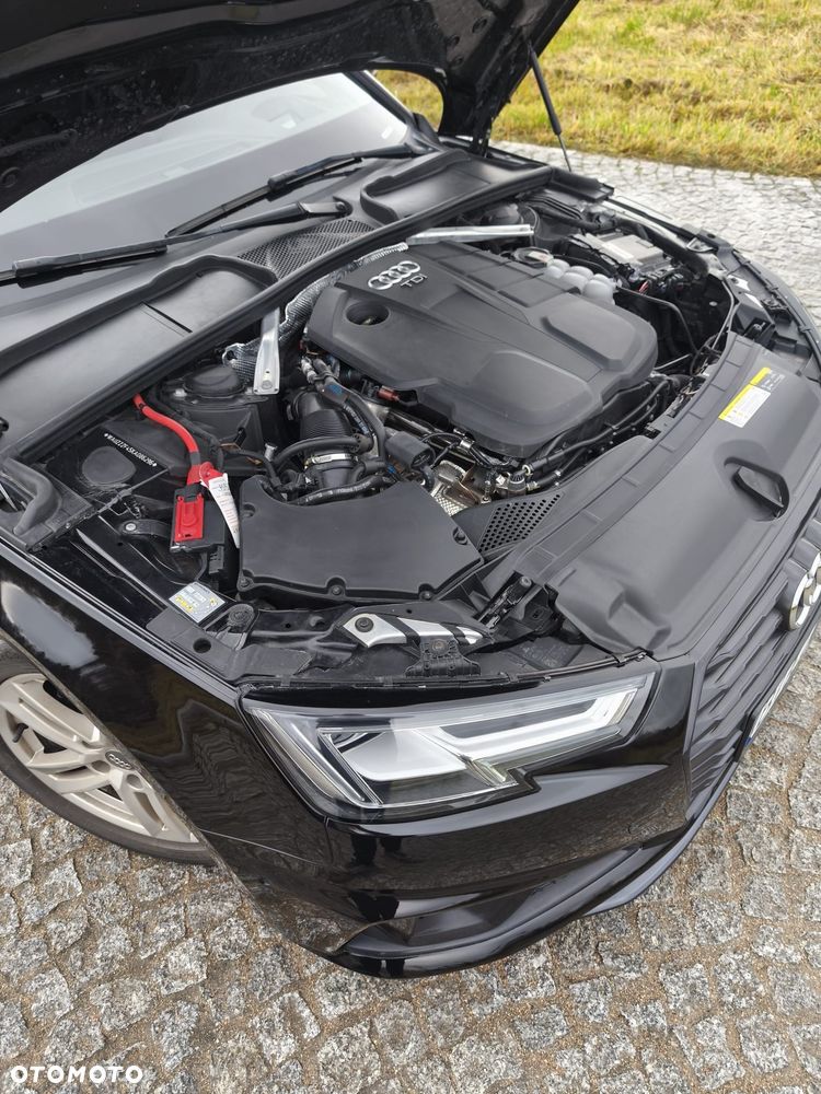 Audi A4 Avant 40 TDI S Line S tronic - 24