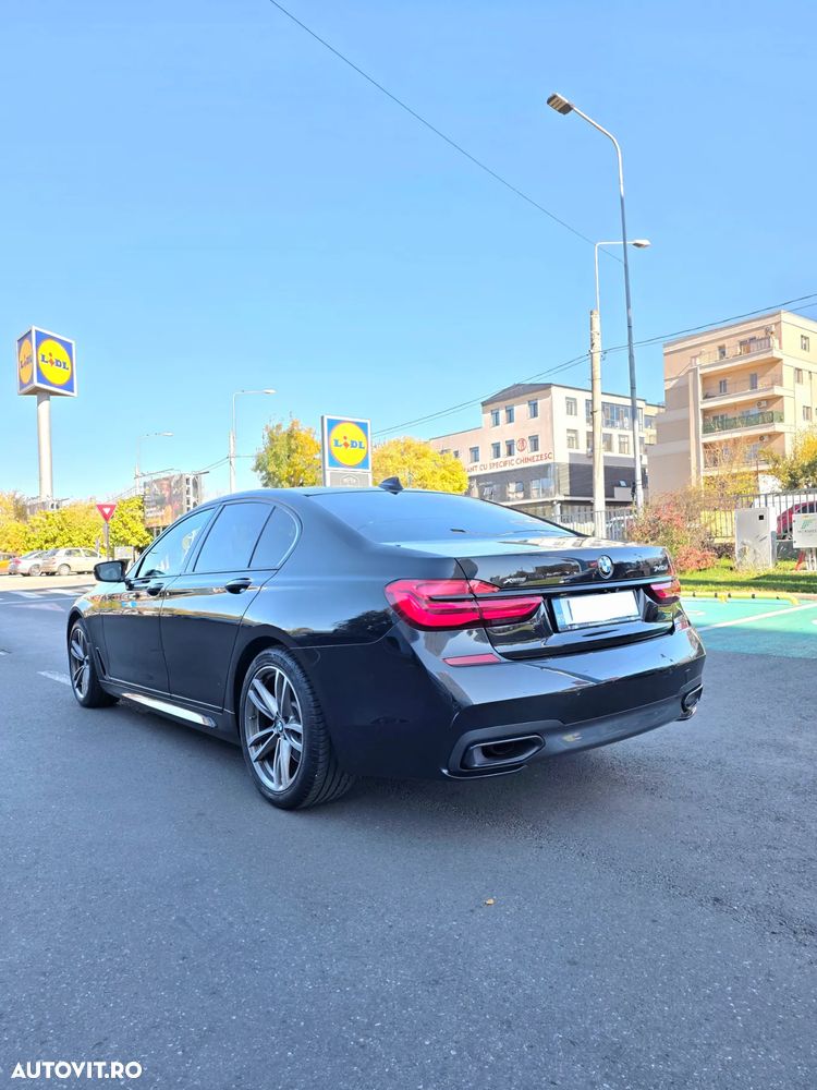 BMW Seria 7 740d xDrive - 13