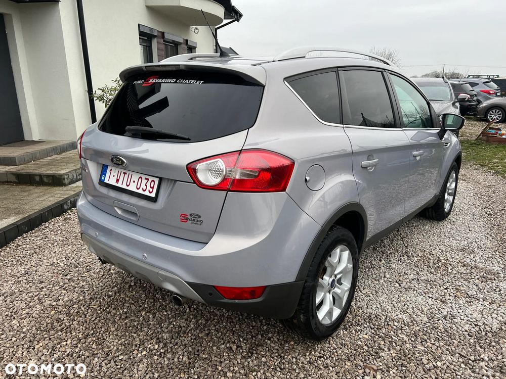 Ford Kuga 2.0 TDCi 2x4 Titanium - 12
