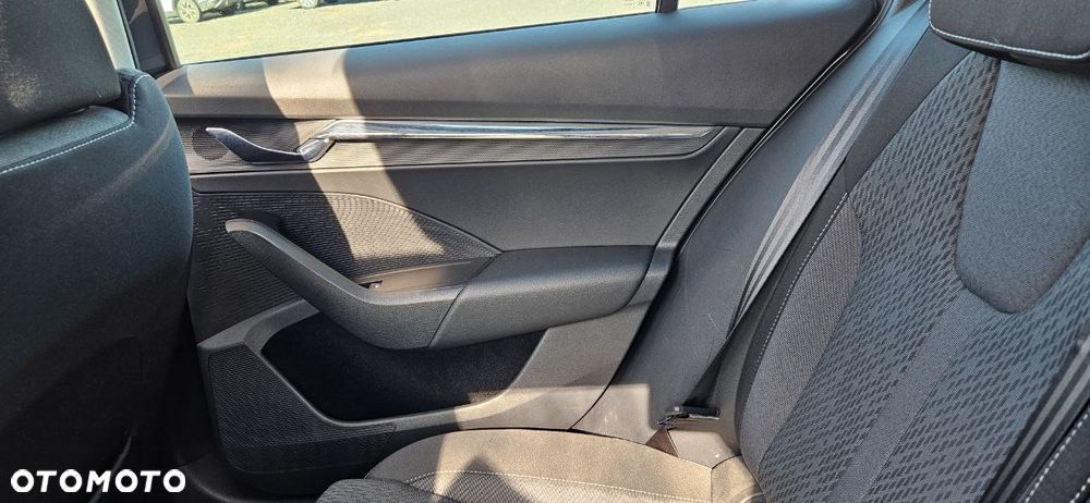 Skoda Octavia 2.0 TDI SCR Style DSG - 24