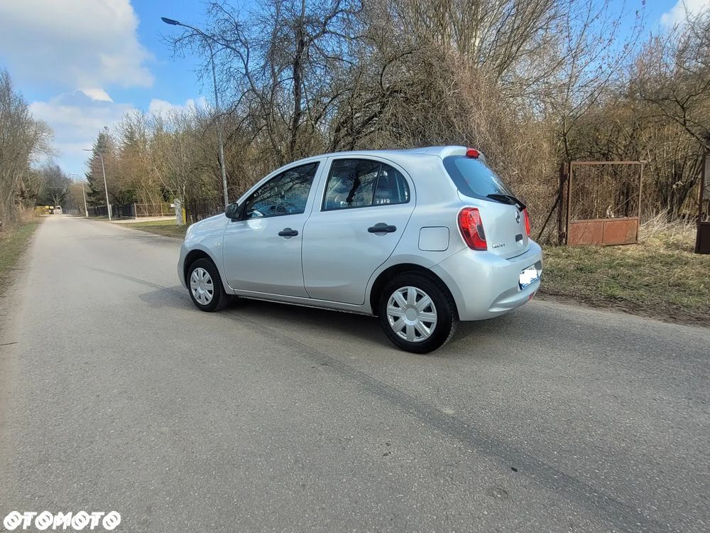 Nissan Micra 1.2 Bild der Frau - 1