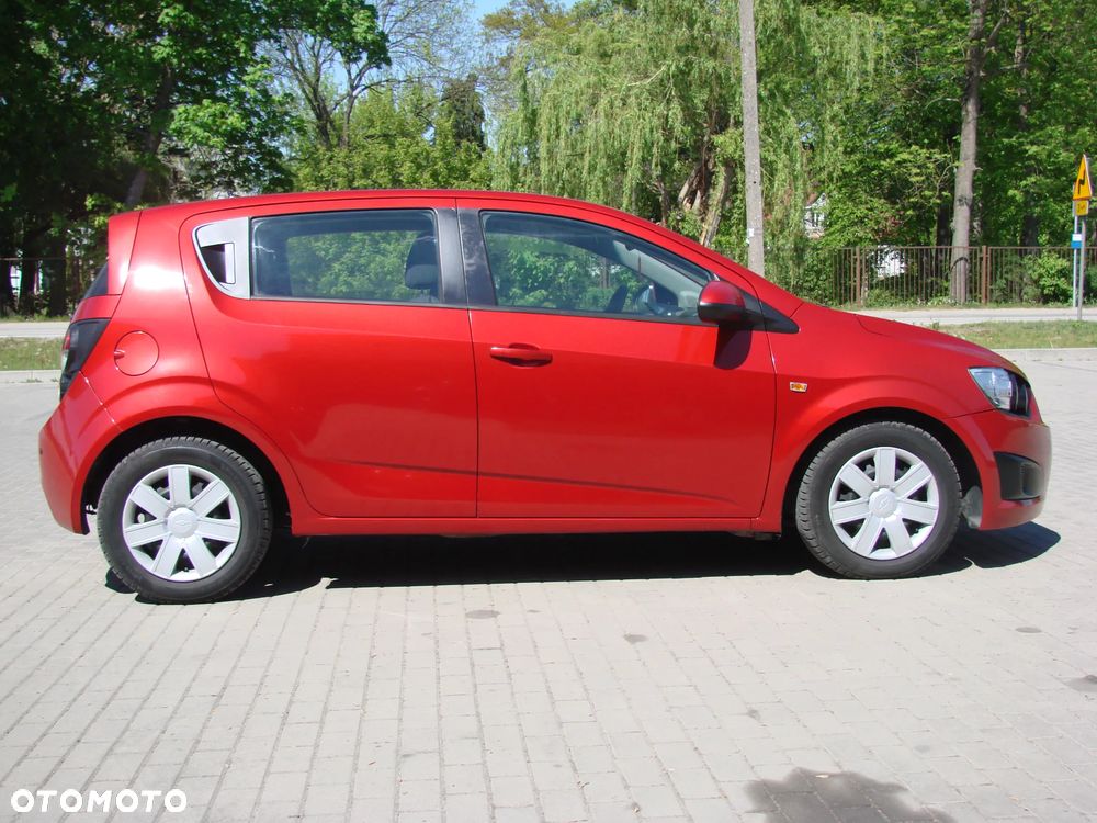 Chevrolet Aveo - 8