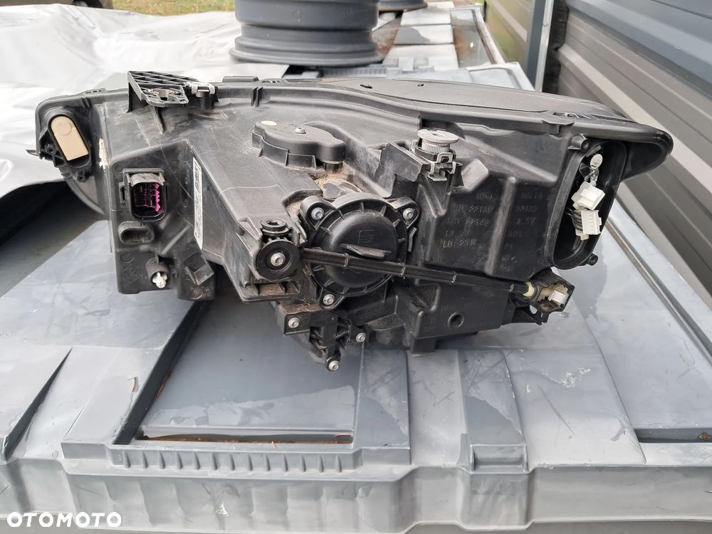 Lampa prawa reflektor Seat Leon IV 4  20>  5FB 941 008F full led - 5