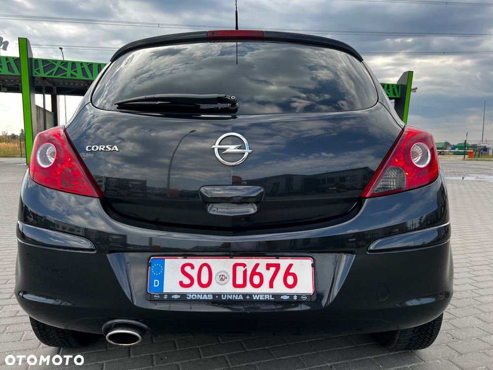 Opel Corsa 1.4 16V Cosmo - 6