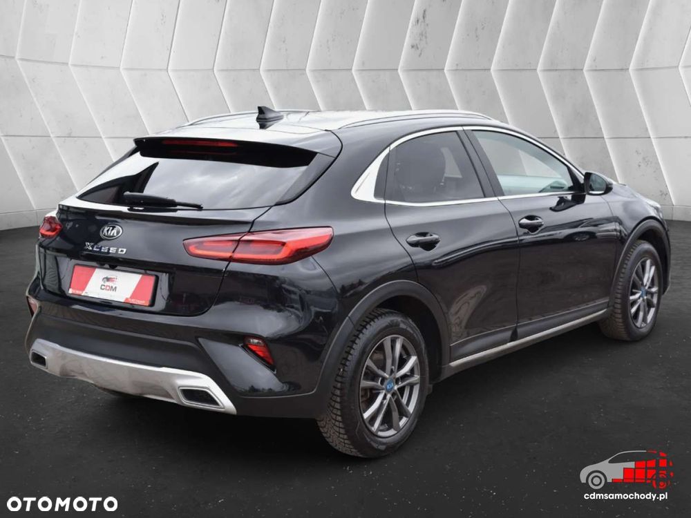 Kia XCeed - 10