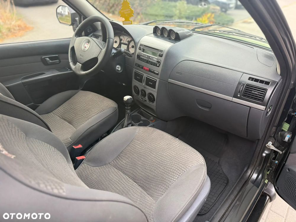 Fiat Strada - 12