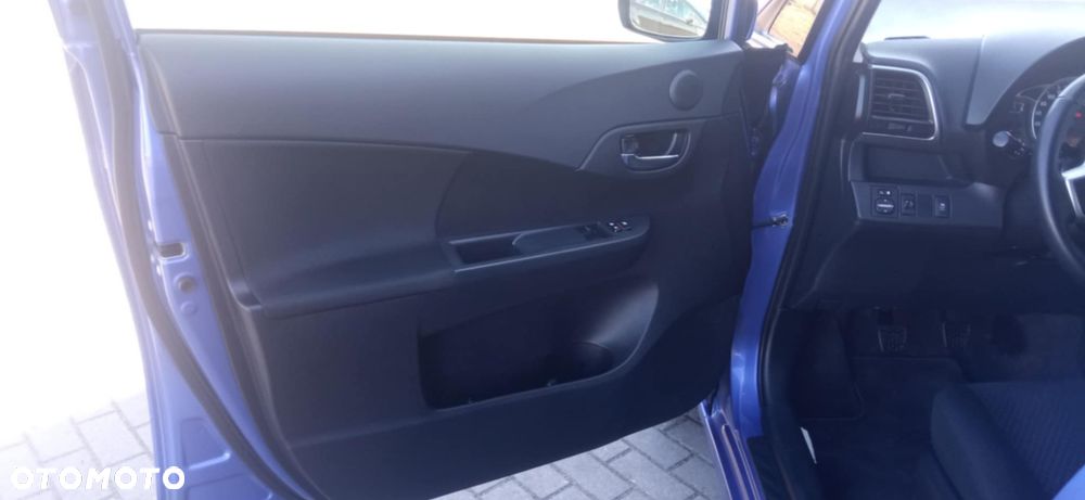 Toyota Verso S 1.33 Active - 15