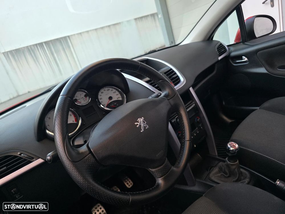 Peugeot 207 CC 1.6 HDi Sport FAP - 29