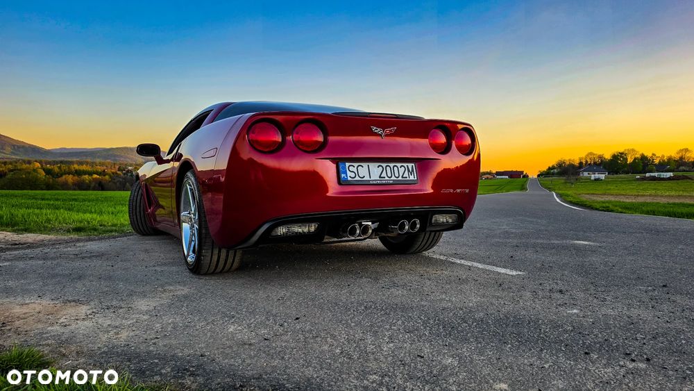 Chevrolet Corvette - 10