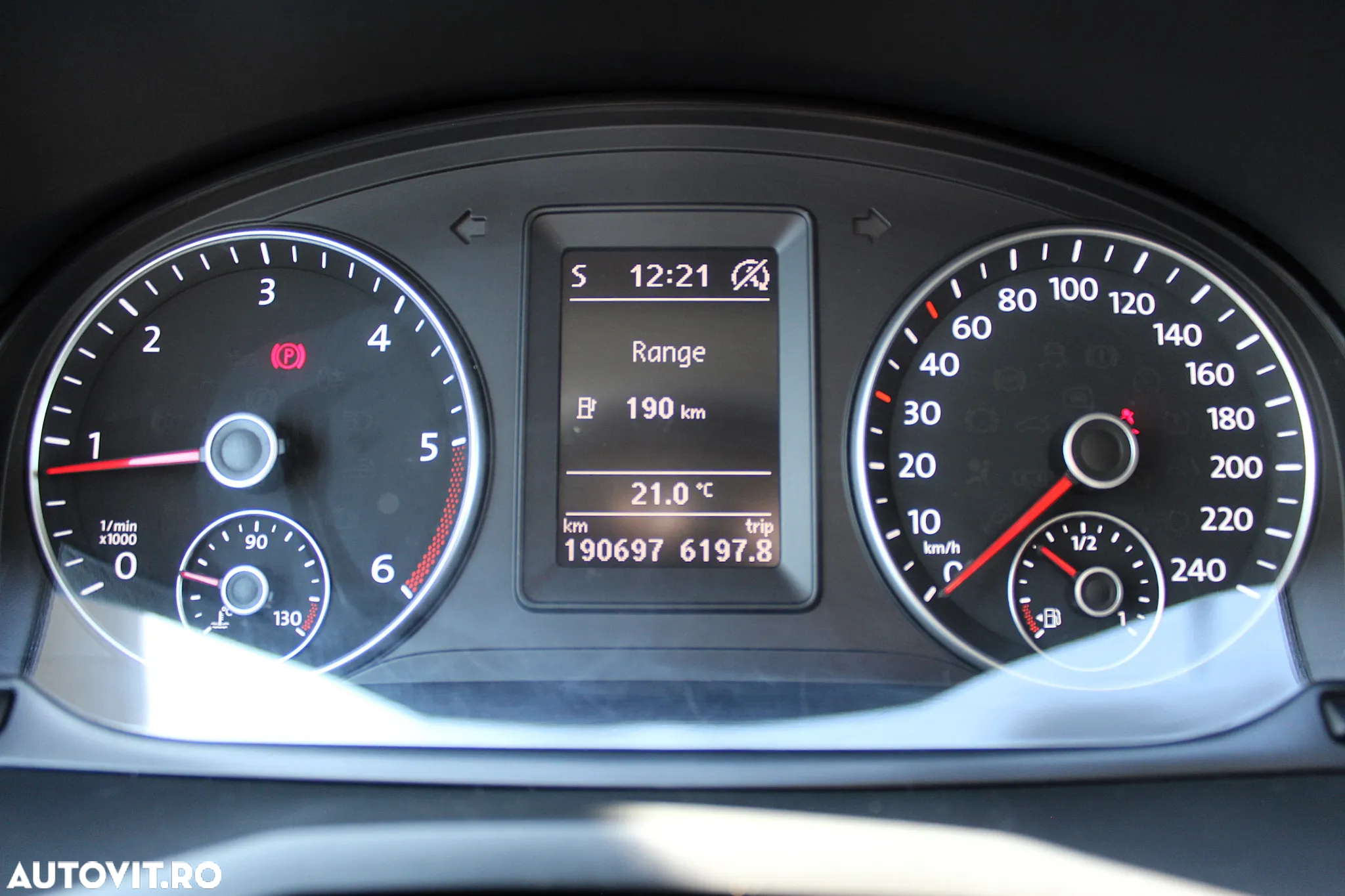 Volkswagen CADDY - 13