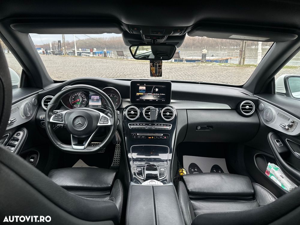 Mercedes-Benz C - 10