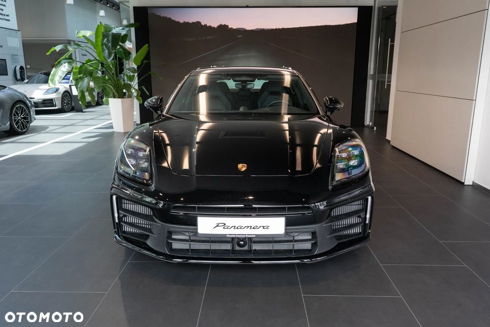 Porsche Panamera 4 E-Hybrid PHEV - 7
