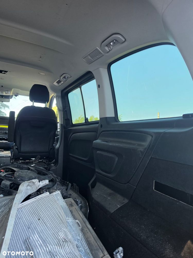 Mercedes Vito 447 calosc lub na czesci drzwi cwiartki itd      itp. - 6