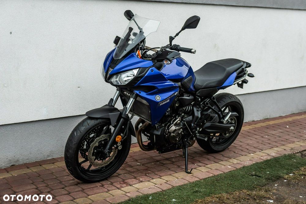Yamaha MT - 8