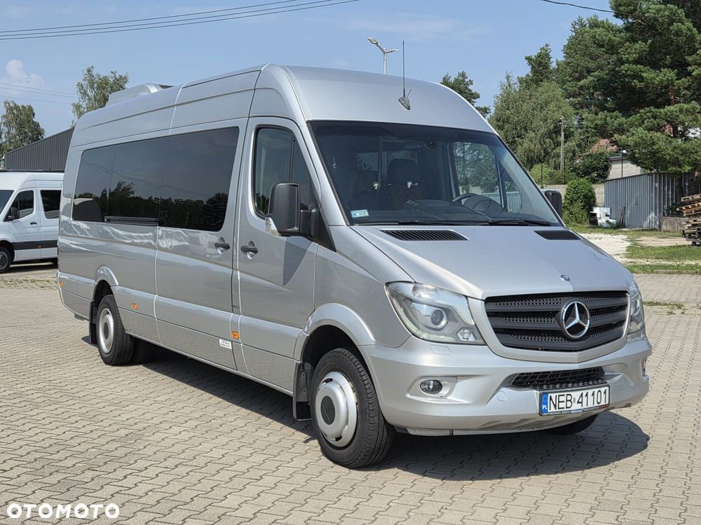 Mercedes-Benz Sprinter - 2