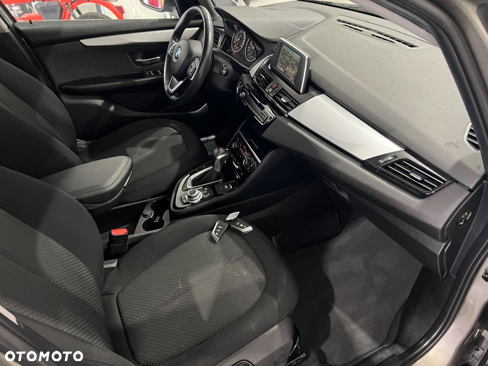 BMW Seria 2 218d Advantage sport - 29