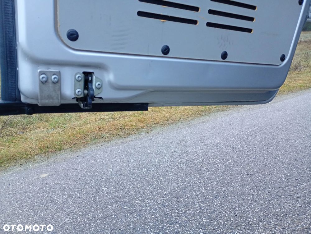 Mercedes-Benz Vito - 33