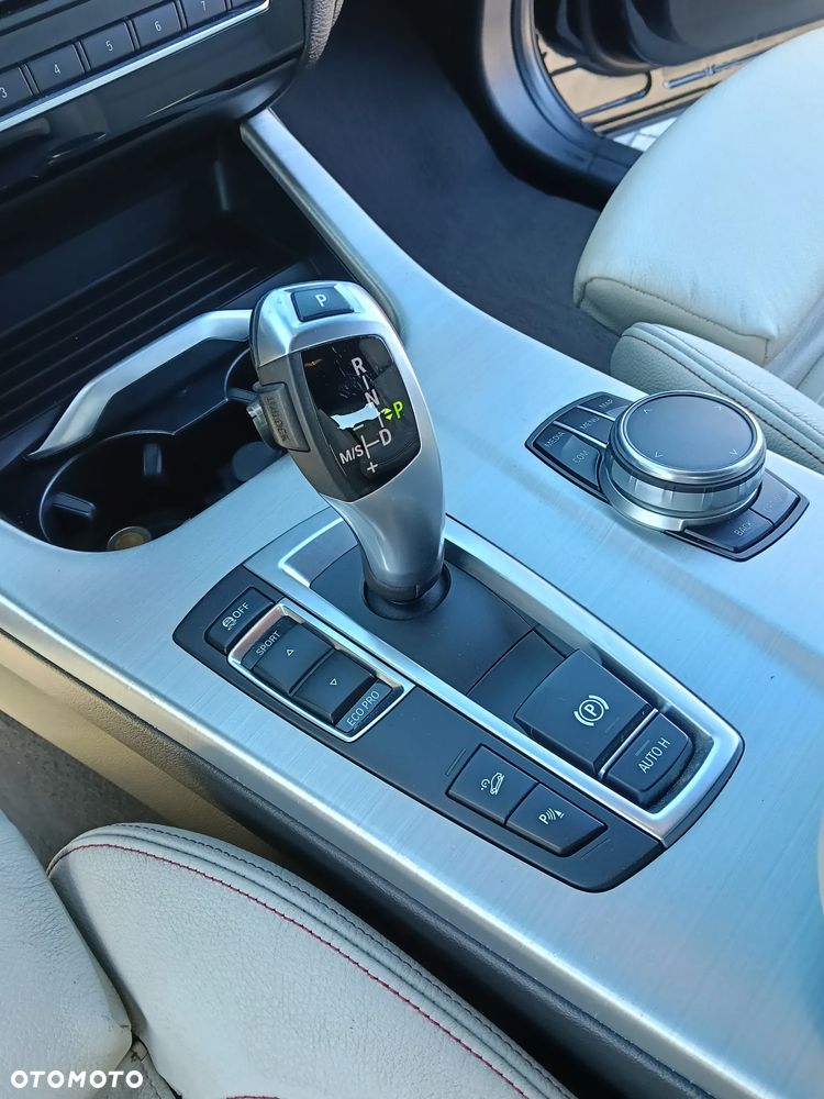 BMW X4 xDrive20d xLine - 13