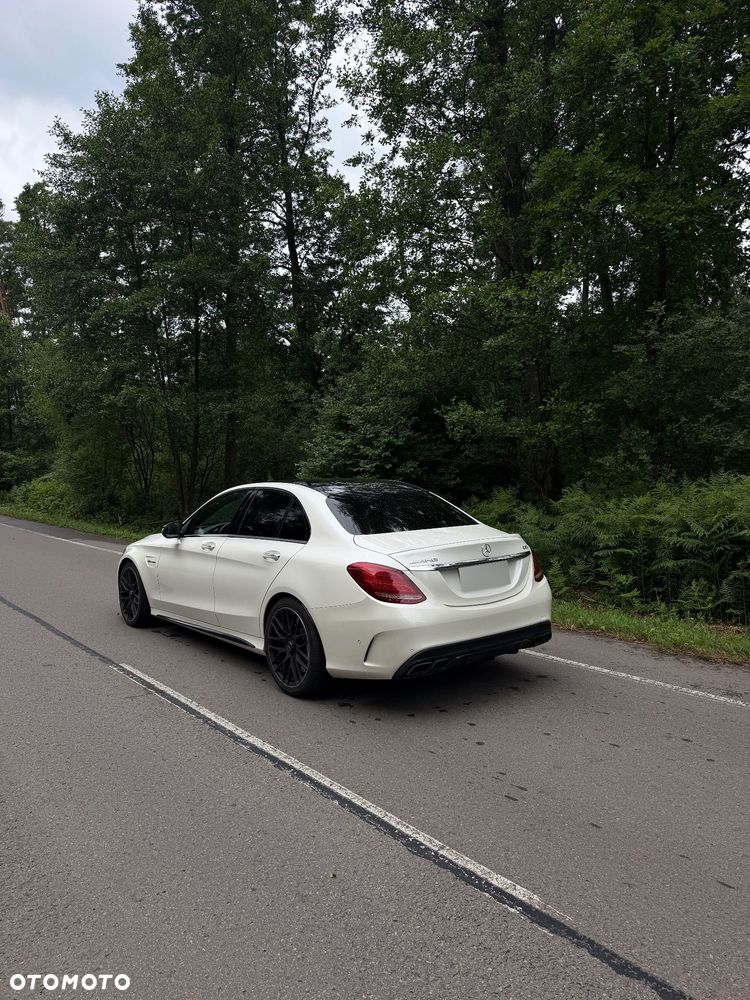 Mercedes-Benz Klasa C AMG 63 - 6