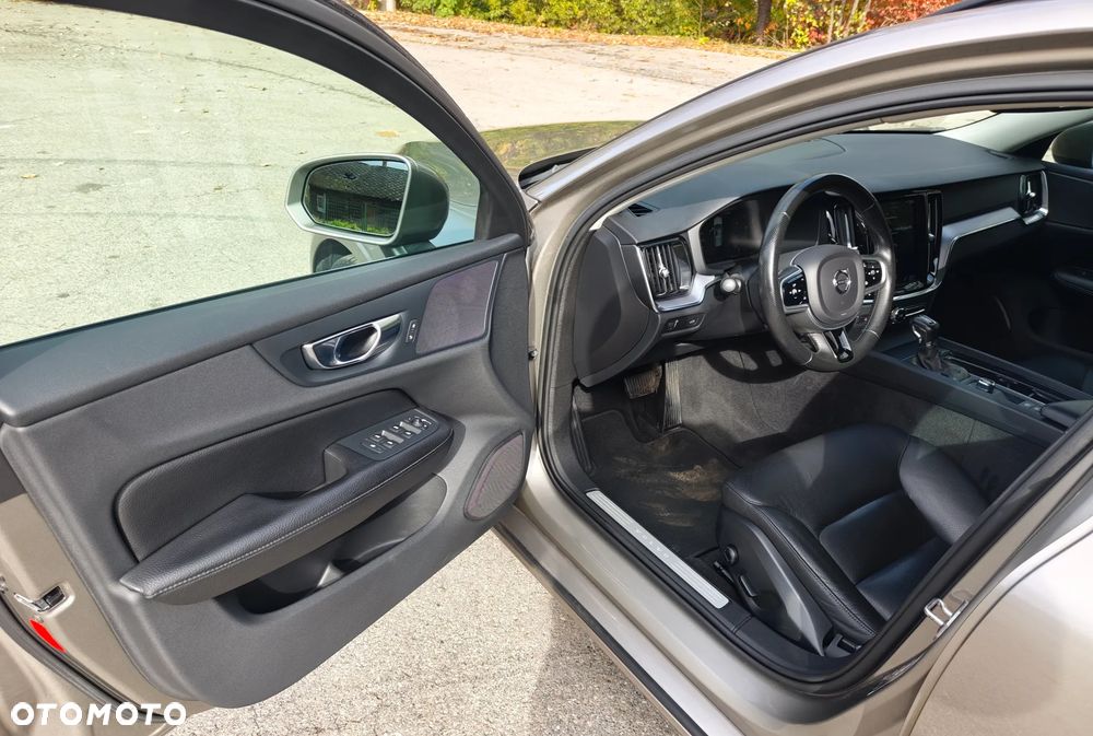 Volvo V60 D3 Geartronic Momentum - 13