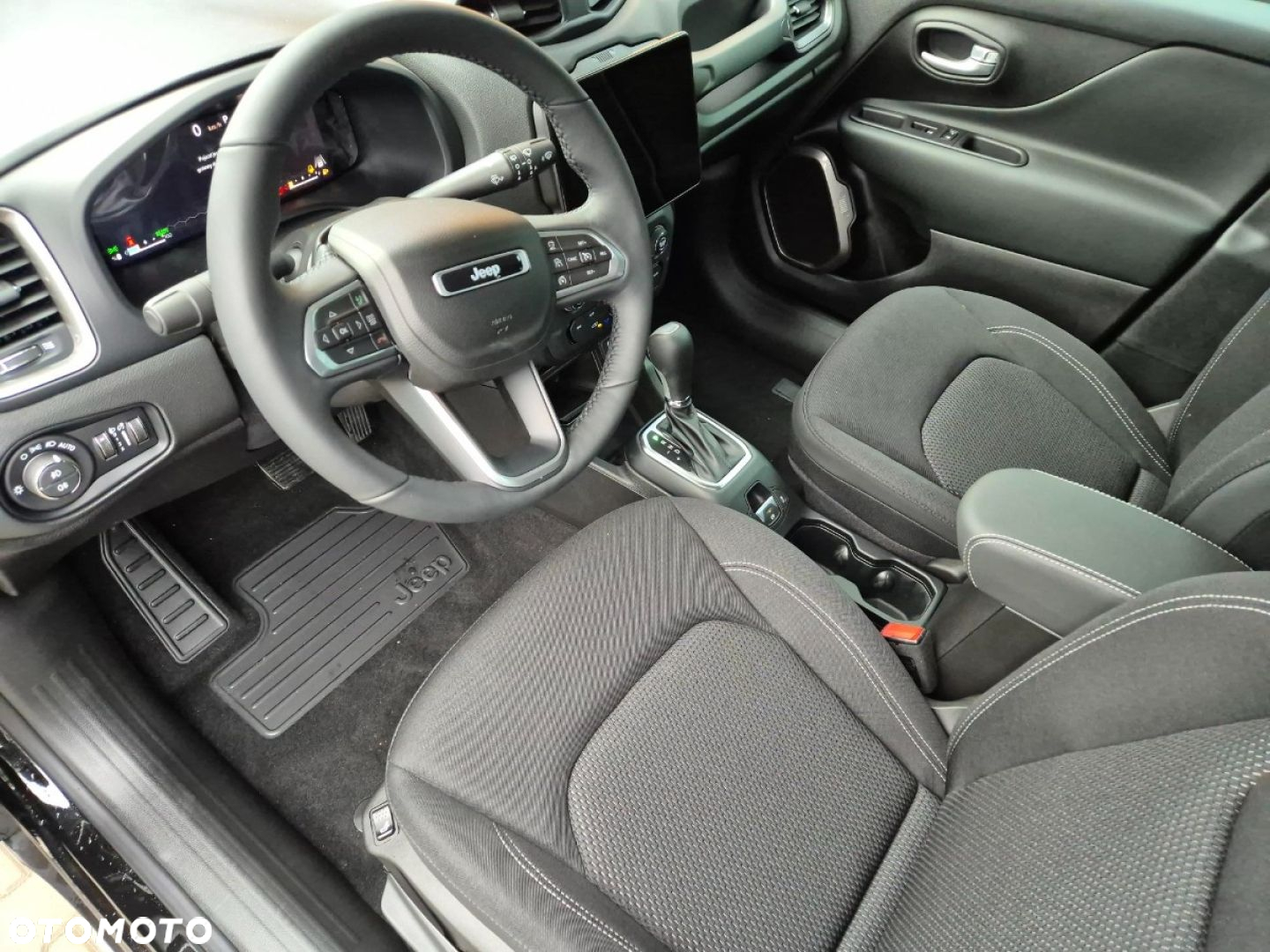Jeep Renegade - 11