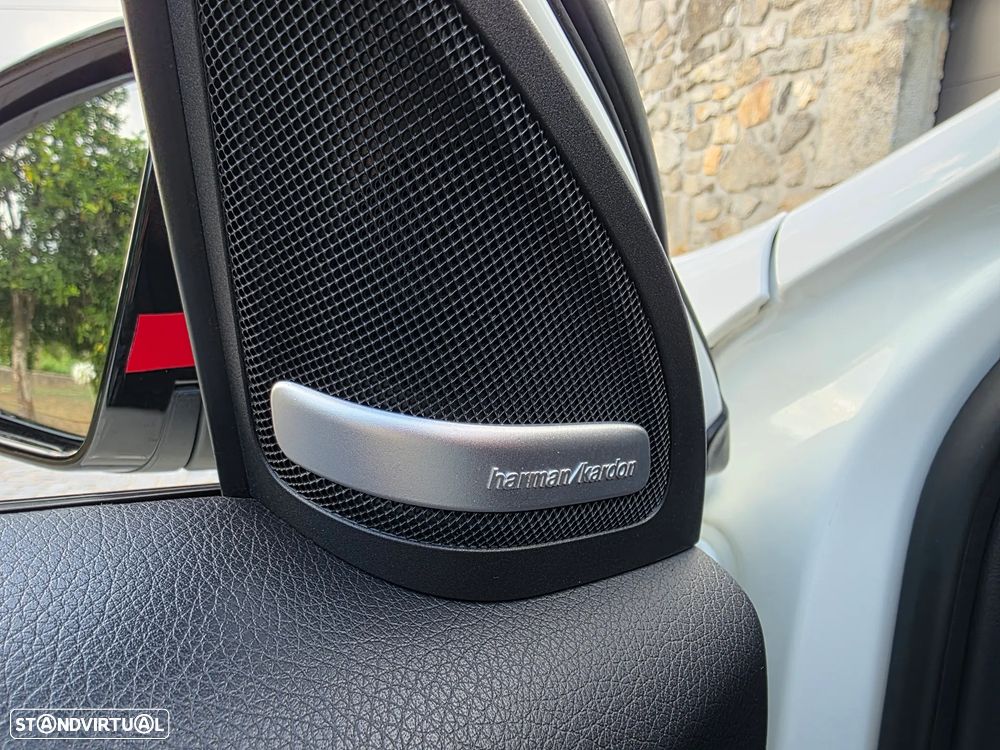 Mercedes-Benz A 45 AMG 4Matic Speedshift 7G-DCT - 11