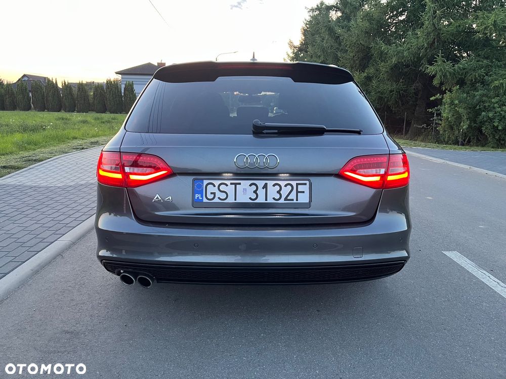 Audi A4 Avant 2.0 TDI DPF clean diesel multitronic S line Sportpaket - 4