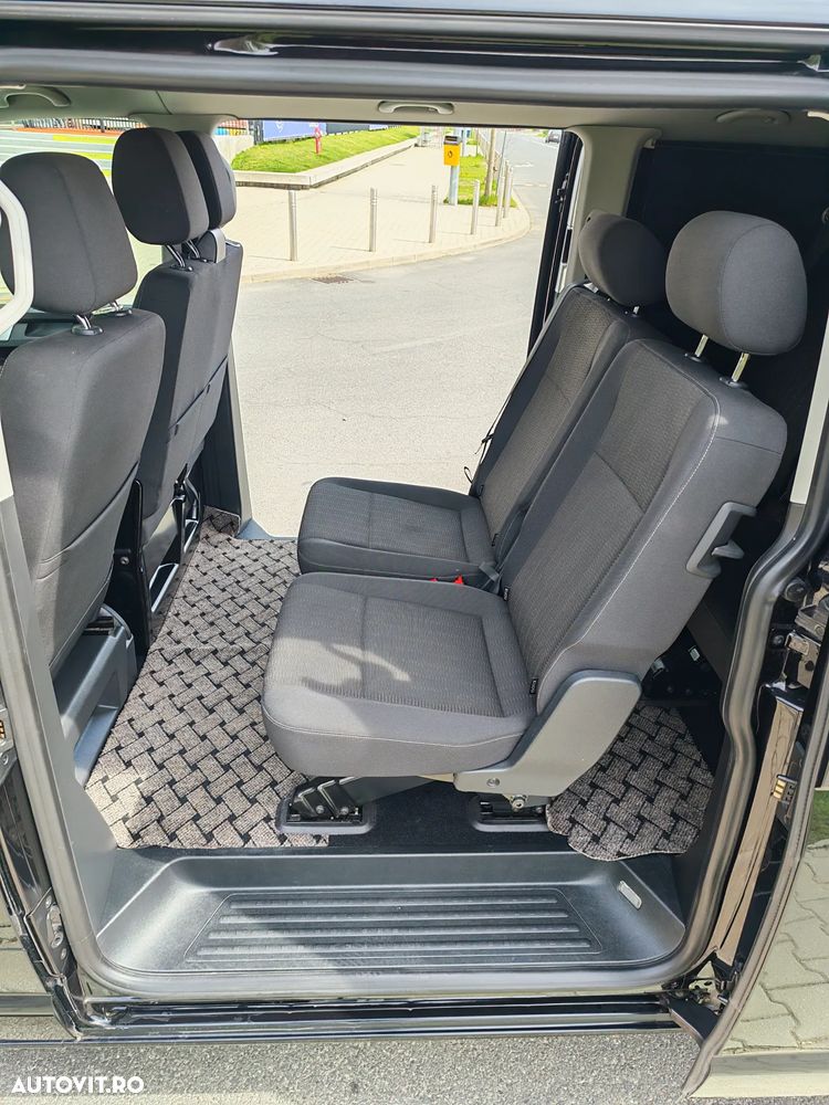 Volkswagen Caravelle - 19