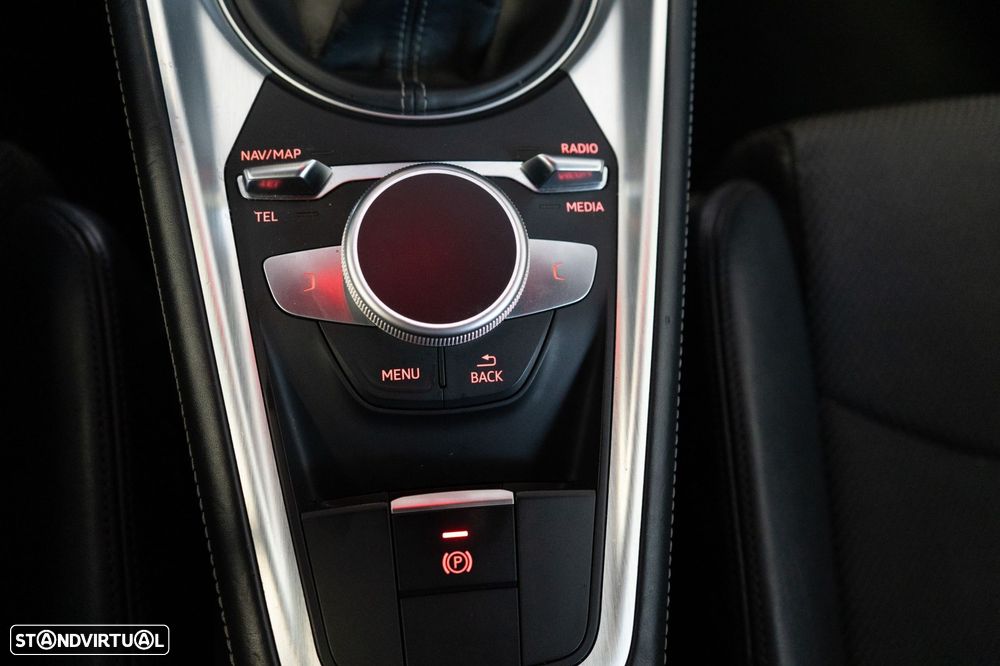 Audi TT Coupé 2.0 TDI S-line - 18