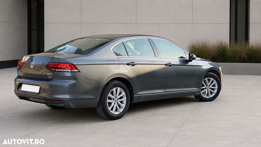 Volkswagen Passat 1.4 TSI ACT DSG Comfortline - 4