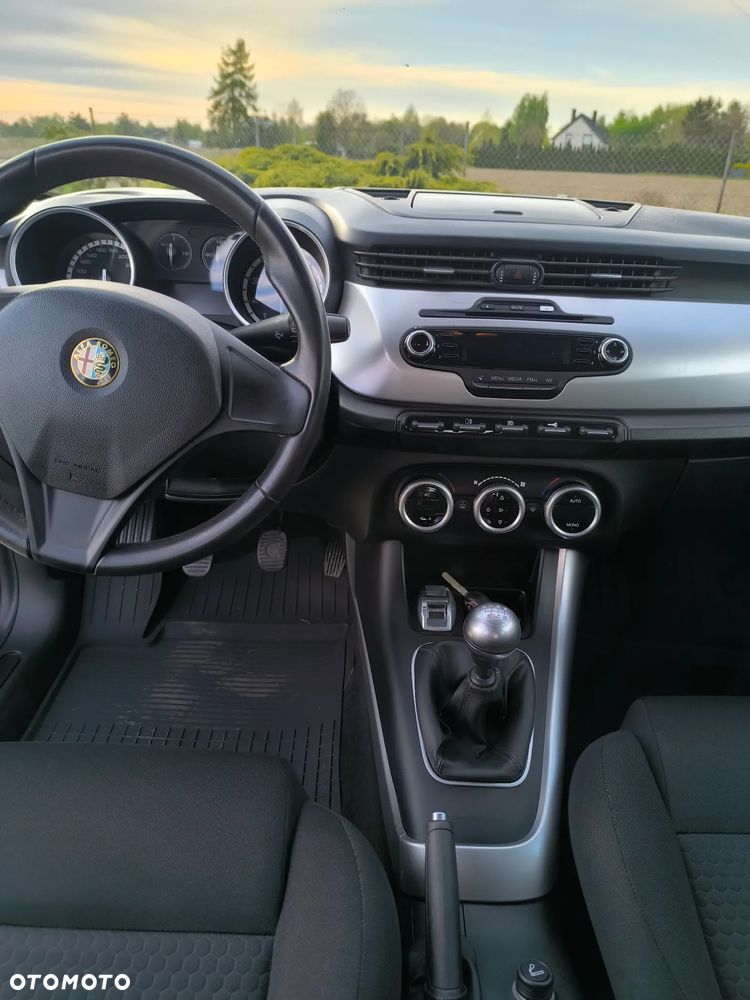 Alfa Romeo Giulietta - 7